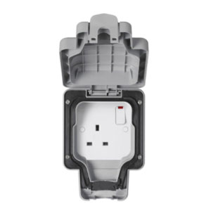 IP66 SOCKET 1GANG SWITCHED GREY