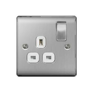 SOCKET 1GANG SWITCHED BRUSHED STEEL