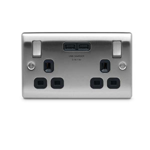 SOCKET 2GANG SWITCHED WITH USB
