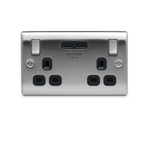 SOCKET 2GANG SWITCHED WITH USB