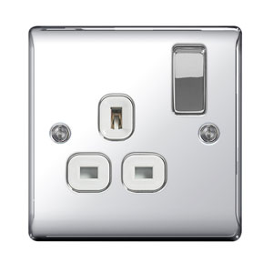 SOCKET 1GANG SWITCHED POLISHED CHROME