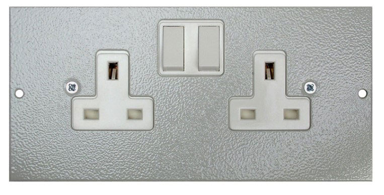 2GANG SWITCH SOCKET TFB3 3C